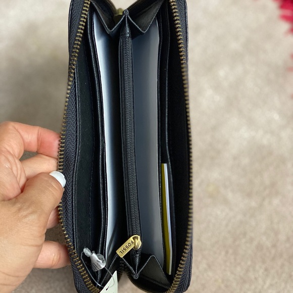 FOSSIL ZIPPY WALLET - Picture 5 of 6
